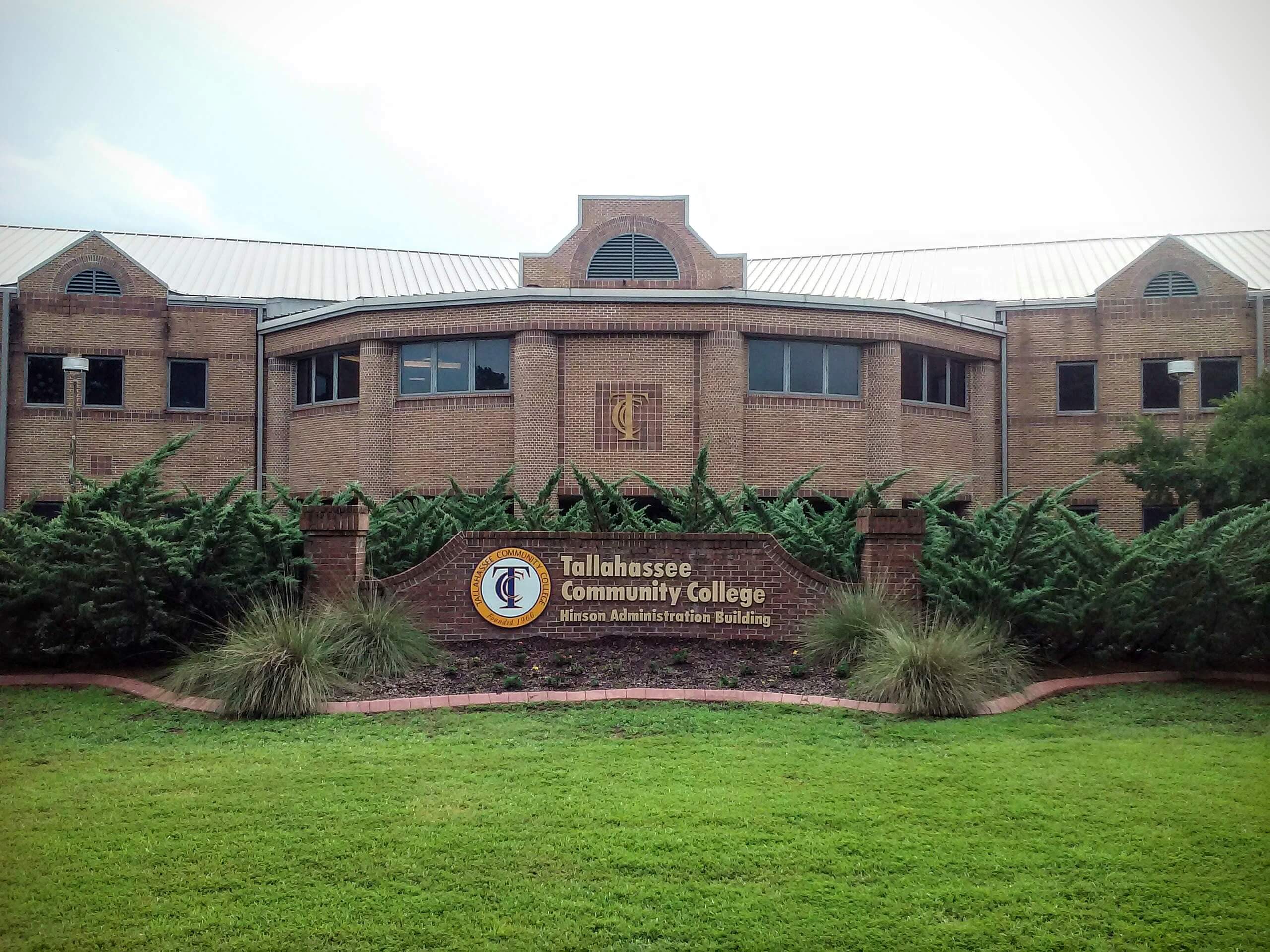 15 Affordable Associate's Degrees in Dental Hygiene