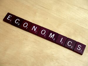 Top 10 Paying Jobs with an Economics Major - DegreeQuery.com