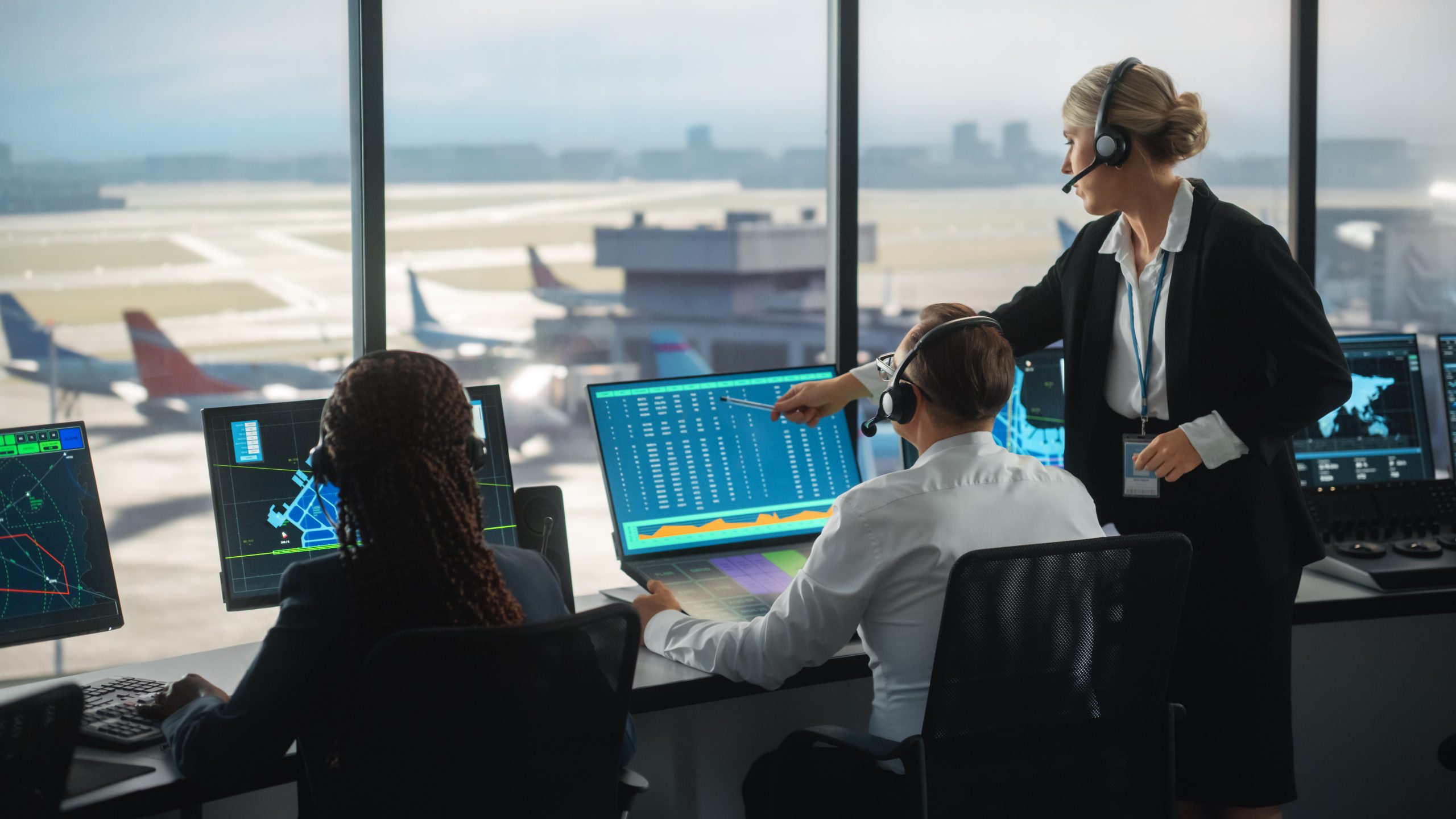 air traffic controller