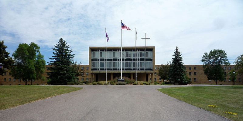 CrownCollege