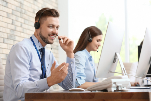 Is There a Difference Between Tech Support and Customer Support?